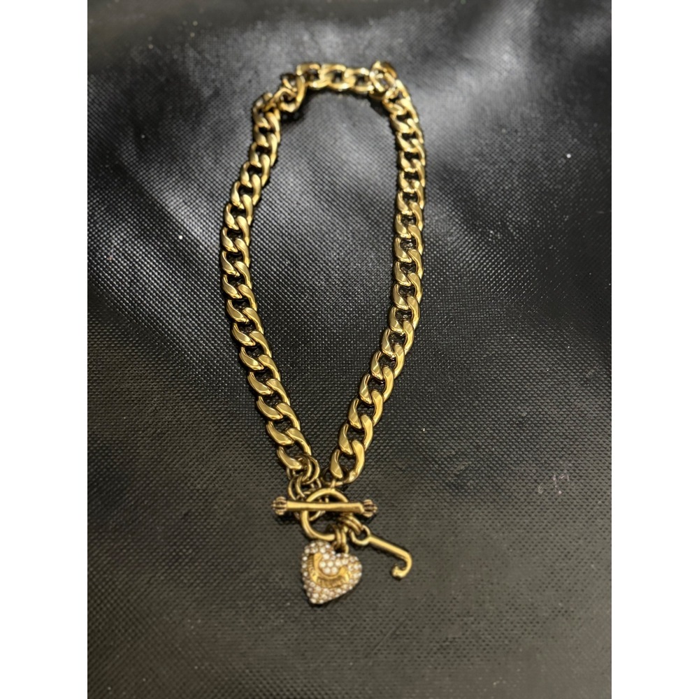 Juicy Couture Gold Tone Heart Charm Toggle Bracelet Crystal Rhinestone - Picture 2 of 5